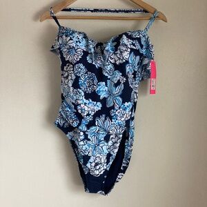 New Lilly Pulitzer women’s floral one piece swimsuit